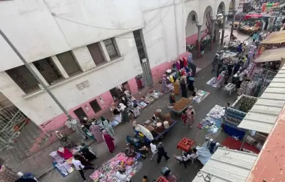 باعة متجولون يسيطرون على شوارع كاملة في أحياء شعبية بالدار البيضاء