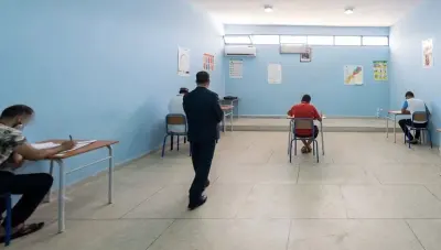  1074 من نزلاء المؤسسات السجنية اجتازوا بنجاح امتحانات الدورة العادية للباكالوريا