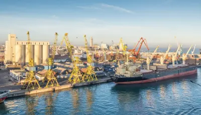 ميناء الدار البيضاء يقلص الازدحام بـ50% ويعزز قدراته التشغيلية
