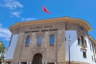 بنك المغرب يرصد زيادة في الديون المتعثرة ونمو تمويلات القطاع غير المالي